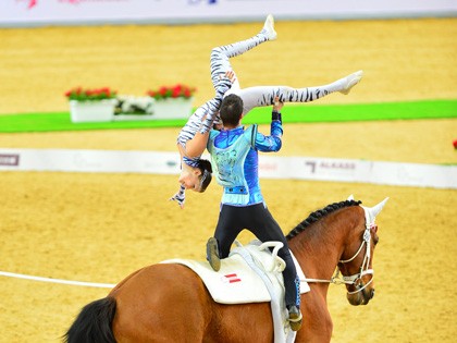 Aachen 2015: Close race in the battle for the medals in the ladies vaulting (VIDEO)