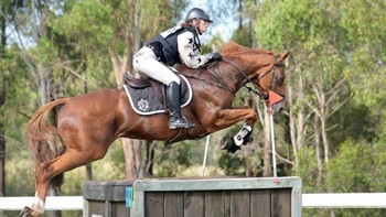 Austr&aacute;lia – Queda em rota&ccedil;&atilde;o causa acidente fatal